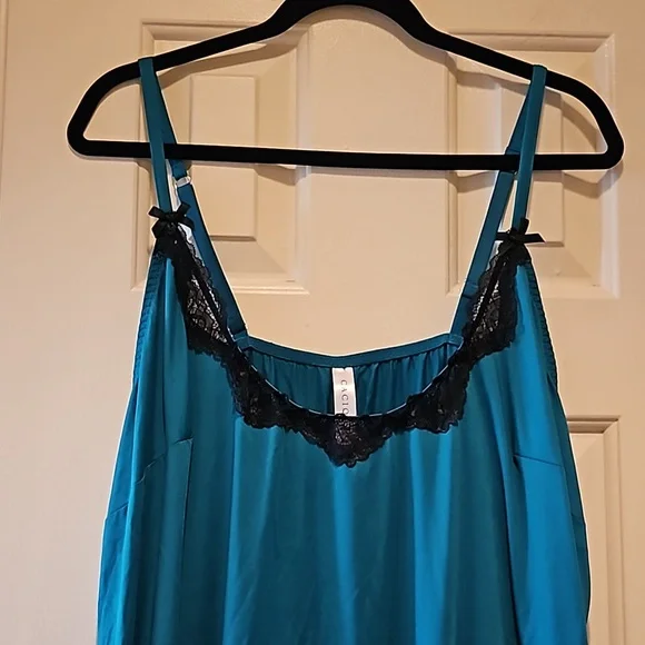 Cacique Teal and Black Lace Nighty in size 22/24 - Picture 4 of 9